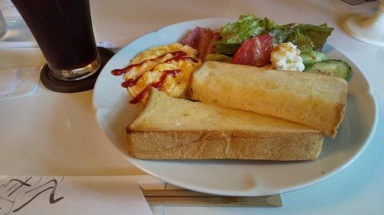 パンとコーヒーとひらりんと